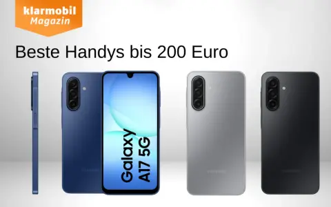 Vier Samsung Smartphones in Blau, Silber und Schwarz, davon eines mit Display.