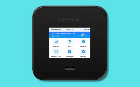 Nighthawk, un'internet saponetta 5G che offre connessione WiFi e Ethernet.