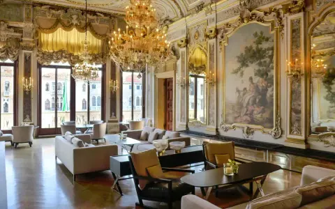 Aman Venice: Lusso e Storia a Palazzo Papadopoli