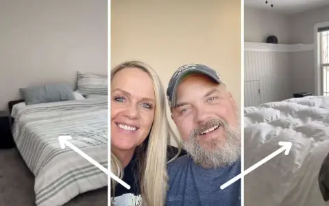Ein Paar lächelt in die Kamera, während weiße Pfeile auf zwei getrennte Schlafzimmer mit ordentlichen Betten zeigen.
