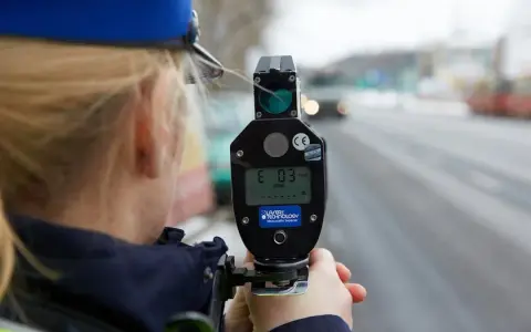 Odległość pomiaru prędkości przez policję: Mity vs. fakty