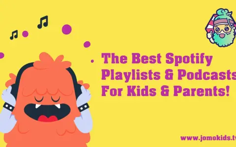 Pomarańczowy potworek słucha muzyki na słuchawkach. Odkryj najlepsze Spotify audiobooki dla dzieci i rodziców!