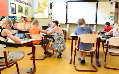 Czy nauczyciel biologii może uczyć przyrody? Sprawdź wymagania i zmiany