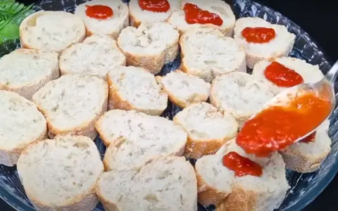 Czerstwy chleb? 20+ przepisów zero waste! Odmień go w pyszne dania