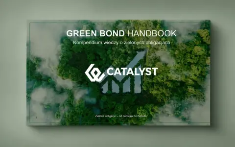 Zielone obligacje: podręcznik wiedzy od Catalyst. Grafika przedstawia las i symbol wzrostu, symbolizując ekologiczne akcje.