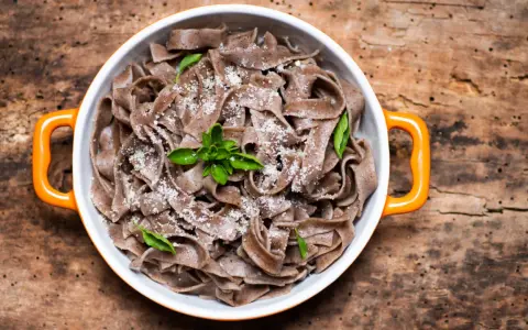 Pasta Grano Saraceno: Benefici, Ricette e Come Sceglierla