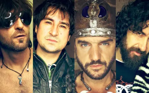 Miembros de Herdeiros da Crus: cuatro hombres con miradas intensas, uno con casco vikingo, otro con gafas de sol, y dos con cabello rizado y barba.