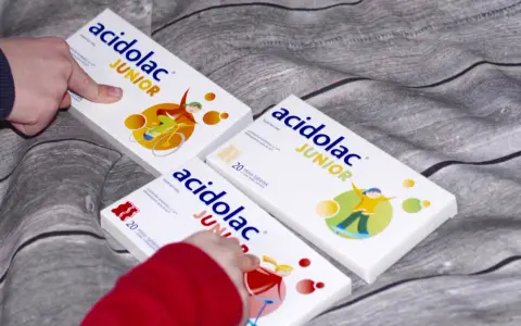 Jakie leki na jelitówkę u dziecka? Skuteczne metody leczenia i wsparcia