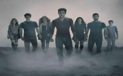 Teen Wolf sezon 4 odcinek 1: co się wydarzyło w pierwszym odcinku?