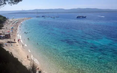 Brač: Odkryj atrakcje, plaże i ukryte skarby wyspy