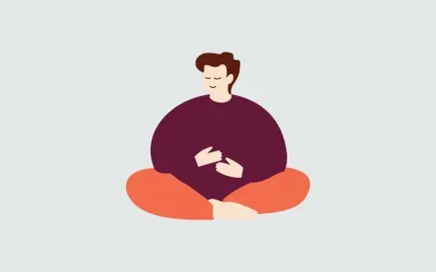 En person sitter i meditationsställning, med slutna ögon och händerna vilande på magen. En bild som påminner om Kristin Neffs arbete med självmedkänsla.