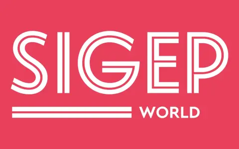 Logo bianco con scritta "SIGEP WORLD" su sfondo rosso corallo. L'evento si tiene a Rimini Fiera.