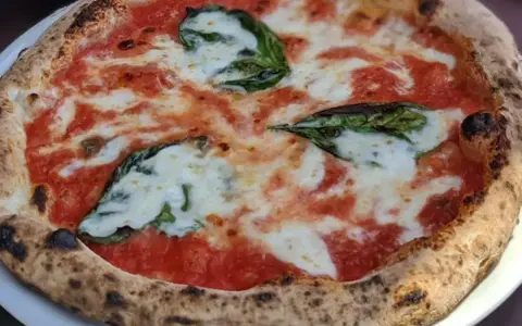 Pizzería California: ¿La mejor pizza estilo California? Guía completa