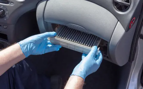 Quand changer votre filtre habitacle ? Protégez votre santé et votre auto.