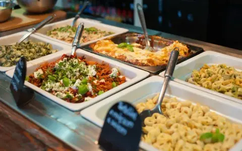 Spaghetti Piccolo Poznań: Gdzie zjeść najlepszą włoską pastę?