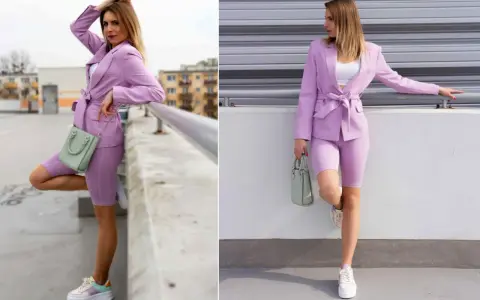 Jasny fiolet świetnie komponuje się z miętową torebką i pastelowymi sneakersami. Stylizacja na co dzień.