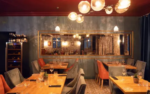 Gdańsk: Gdzie zjeść? Sprawdzone restauracje na każdą okazję i budżet