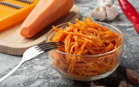 Idealna surówka z marchewki jak w restauracji przepis krok po kroku