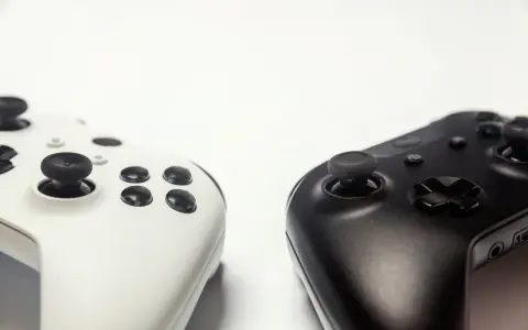 Ile kosztuje Xbox One S w 2026? Sprawdź, czy warto kupić!