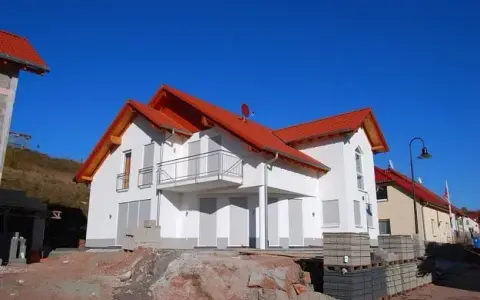 Ile kosztuje budowa domu z keramzytu? Zaskakujące ceny i koszty dodatkowe