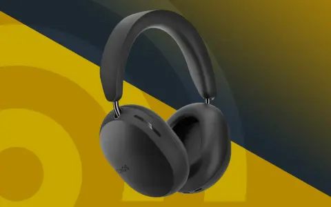 Svart Sonos-hörlur med mjuk vaddering. Dessa lila hörlurar ger en fantastisk ljudupplevelse.