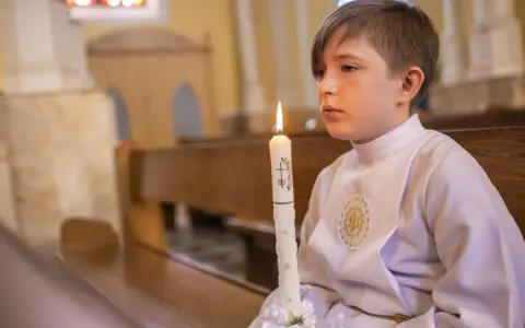 Rocznica Komunii: Czy musisz robić przyjęcie? Rozwiewamy wątpliwości