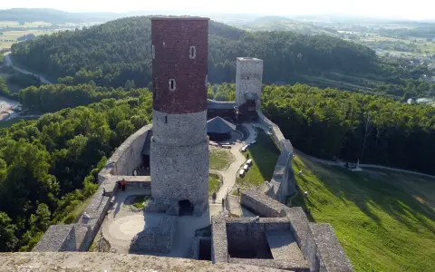Gdzie są góry świętokrzyskie? Odkryj ich lokalizację i atrakcje