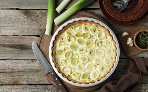 Tarta z porem na kruchym spodzie - sprawdzony przepis