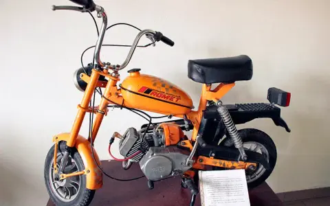 Jak wygląda motorower? Odkryj różnice w stylach i designie