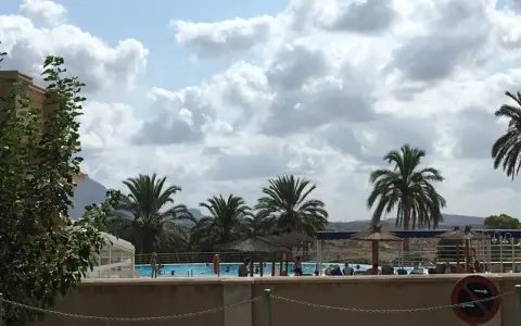Imágenes impactantes del balneario de fortuna y sus instalaciones