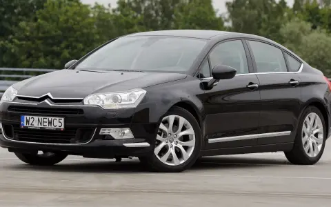 Citroen C5 III LPG: Jaki silnik? Wybierz mądrze, uniknij awarii!