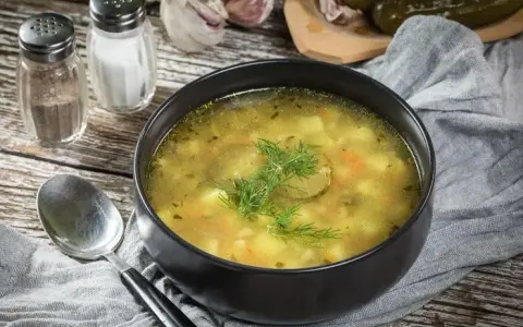 Zupa ogórkowa indeks glikemiczny - bezpieczny wybór dla diabetyków