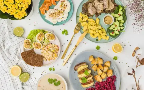 Catering dietetyczny czy warto? Sprawdź, co zyskujesz i tracisz