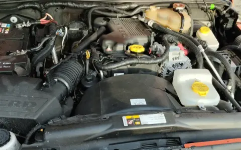 Jeep Wrangler jaki silnik wybrać? Kluczowe różnice i porady