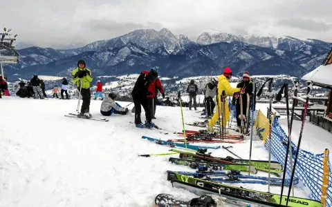 Zakopane: Cennik stoków narciarskich 2025/2026. Gdzie taniej?
