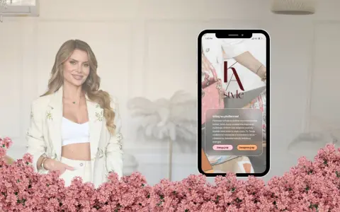 Karolina w modnych stylizacjach, wiek nie gra roli. Odkryj platformę Kstyle, która inspiruje kobiety do budowania własnego stylu.