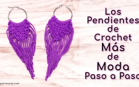 Pendientes de crochet morados con flecos, ¡un patrón gratis para lucir a la moda!