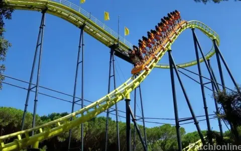Cavallino Matto: Guida Attrazioni per Famiglie e Adrenalina