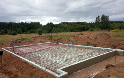 Jaki fundament pod dom szkieletowy 35m2 - uniknij kosztownych błędów