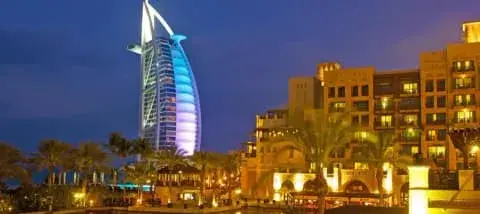 Ile kosztuje hotel w Dubaju? Ceny, które Cię zaskoczą