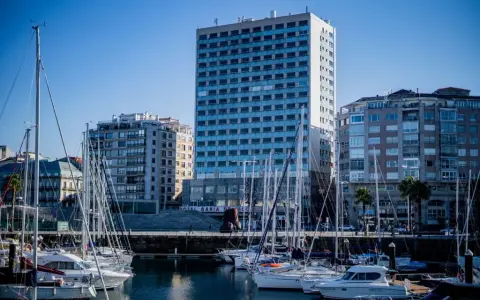 Hotel Bahía de Vigo: comodidad y vistas impresionantes al mar