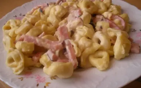 Jak zrobić tortellini w domu - łatwy przepis na pyszne danie