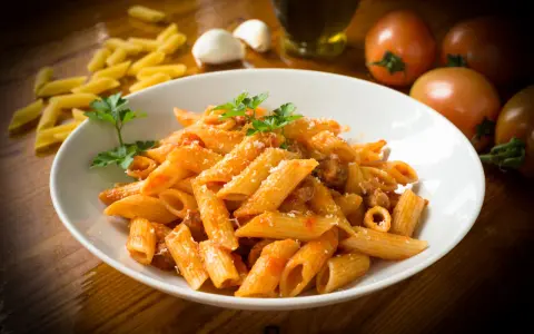 Ile gotować makaron penne, aby uzyskać idealną teksturę?