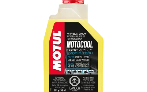 Motul Motocool Expert: Ochrona silnika czy warto wybrać?