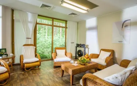 Hotel Ossa ile pokoi - poznaj dokładną liczbę i możliwości zakwaterowania