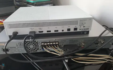 Łatwe podłączenie Xbox One do TV: Poradnik + rozwiązywanie problemów