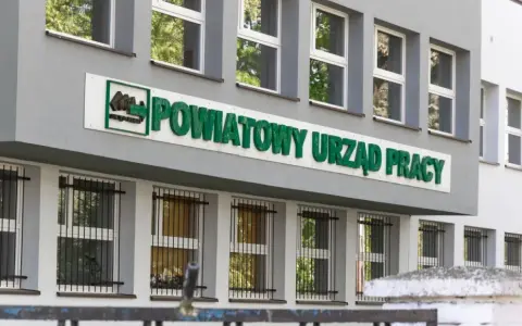Dofinansowanie zatrudnienia bezrobotnych: Zyskaj wsparcie z Urzędu Pracy