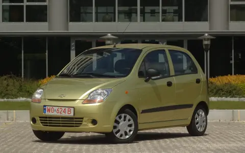Matiz pojemność baku: Ile litrów? Zasięg, rezerwa i spalanie