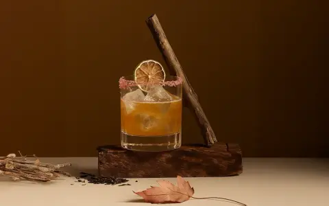 Przepisy na proste koktajle z whisky w domu łatwe i pyszne!