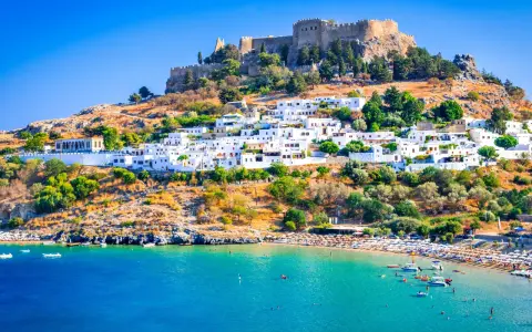 Rodos: Morze Egejskie i Śródziemne jak wybrać idealne wybrzeże?